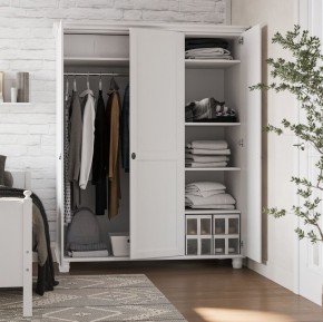 Шкаф 30 Вествик трёхдверный, массив сосны, цвет белый в Режи - rezh.ok-mebel.com | фото 4